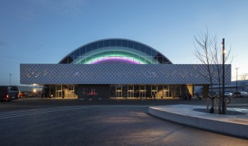 丹麦K.B. 演艺大厅 / Christensen & Co. Architects