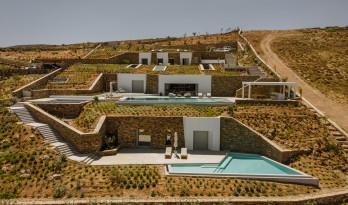 安提帕洛斯岛的地下私人别墅 / Tsolakis Architects